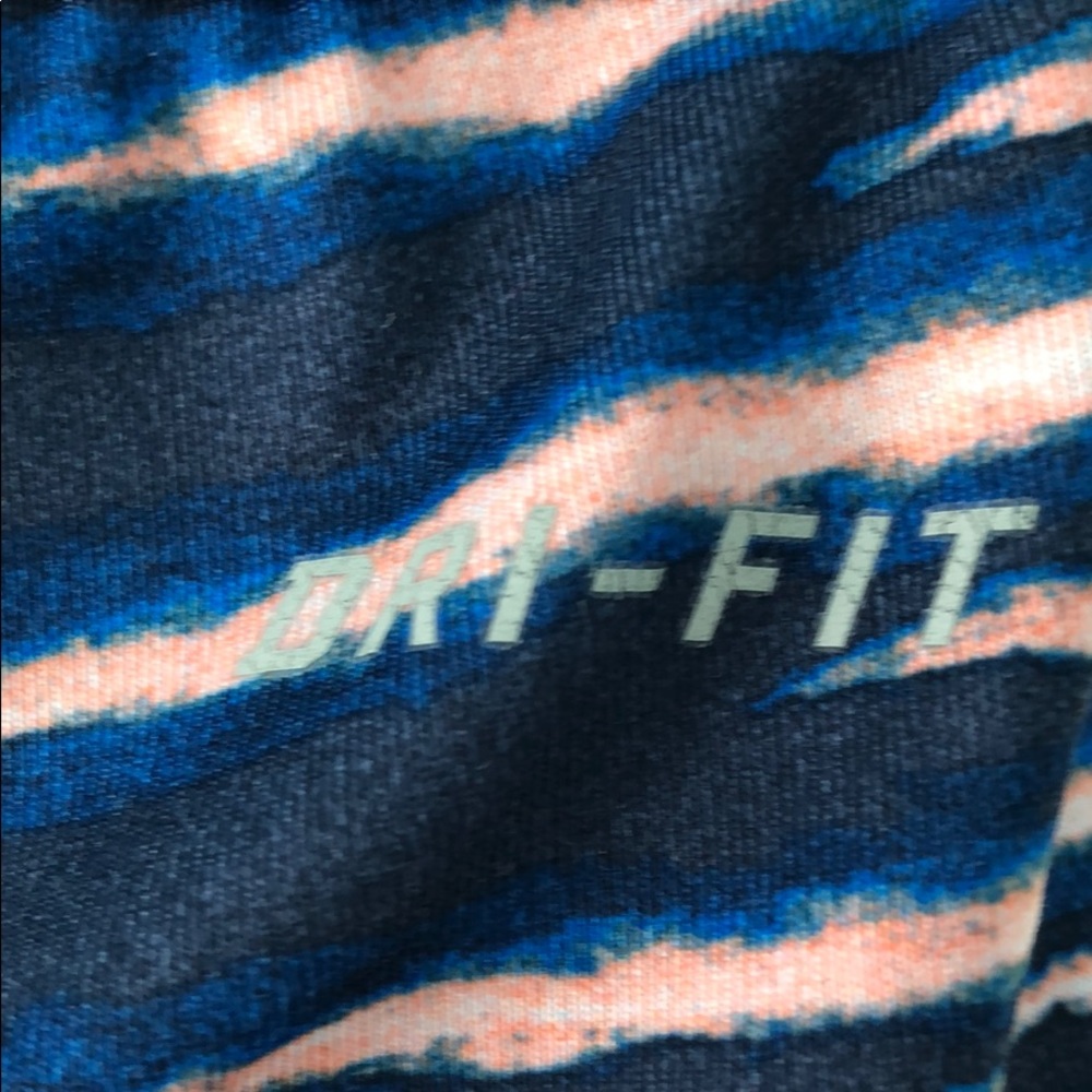 multicolor nike pro women’s shorts - Picture 6 of 8